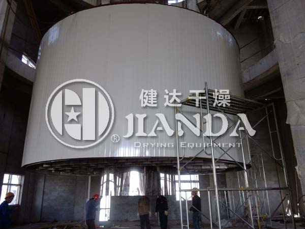 大型噴霧干燥機(jī)制作現(xiàn)場(chǎng)1